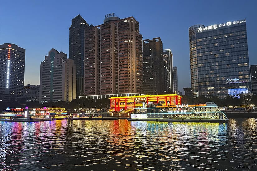 feria de canton abril 2026 indigo